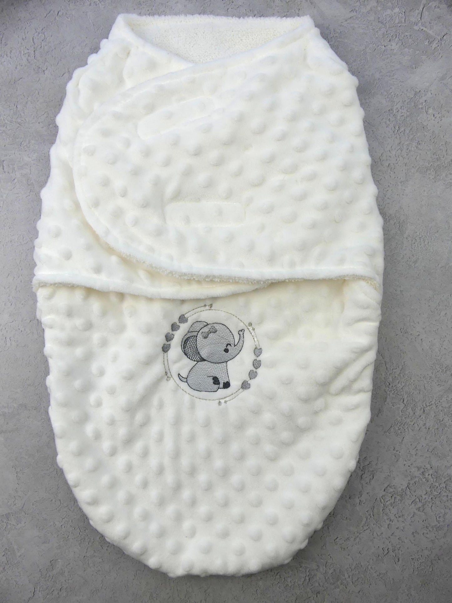 Babies Elephant Theme Swaddle Wrap Blanket 0-3 Months Fluffy Lined Baby Wrap Blanket Personalised name added with Embroidery